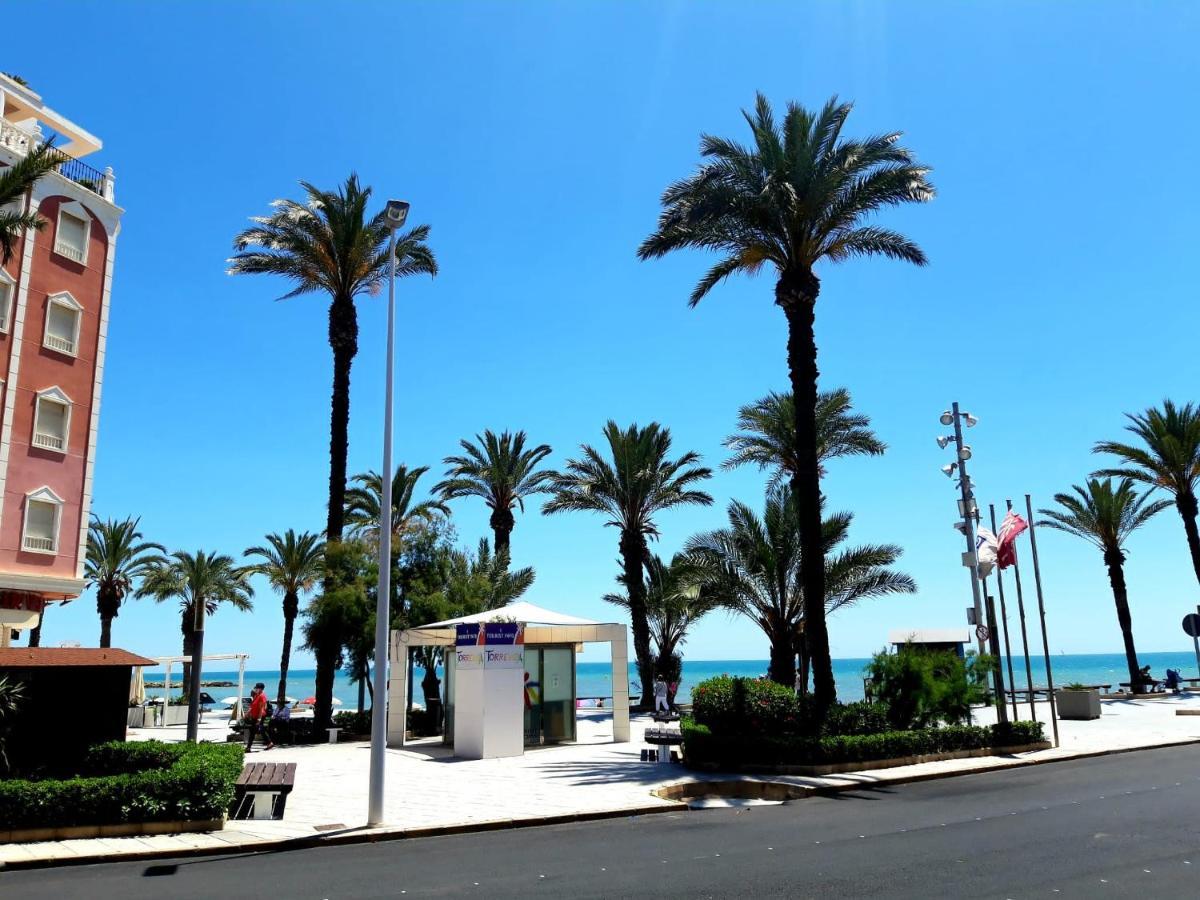 Almudena Estudio Torrevieja Exteriör bild